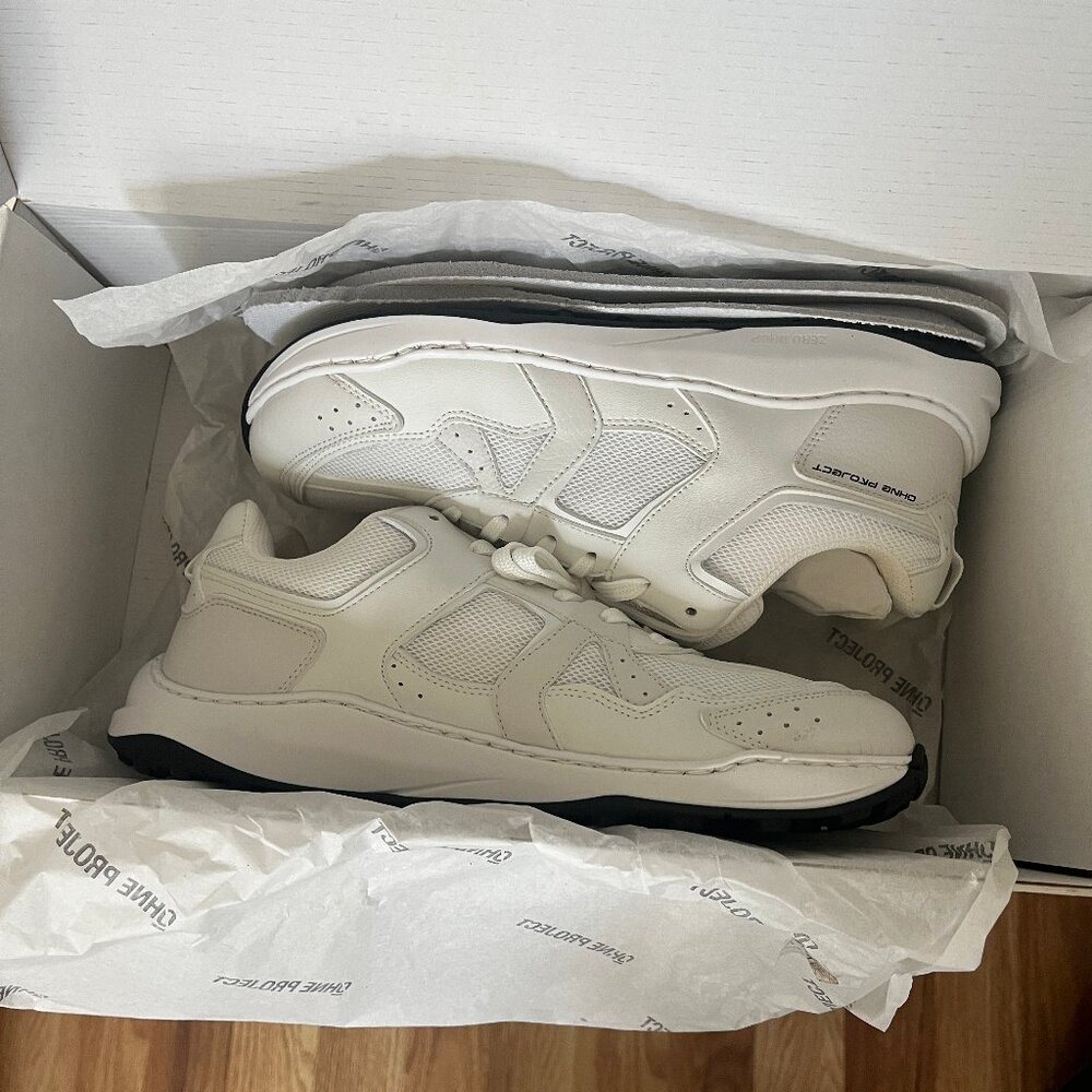 OHNE wide toe box sneakers